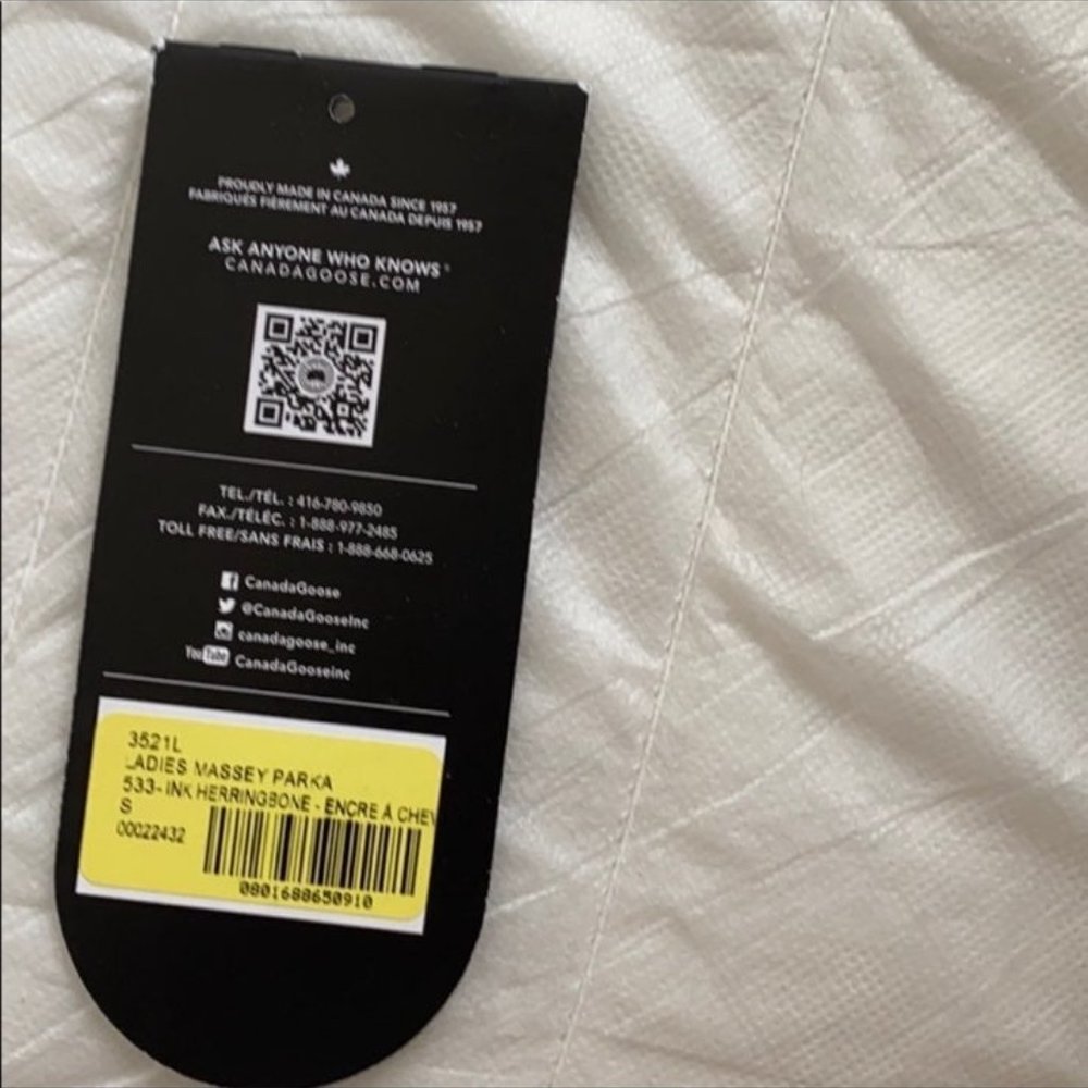 Black Label Shelburne Canada Goose Parka - Picture 4 of 12